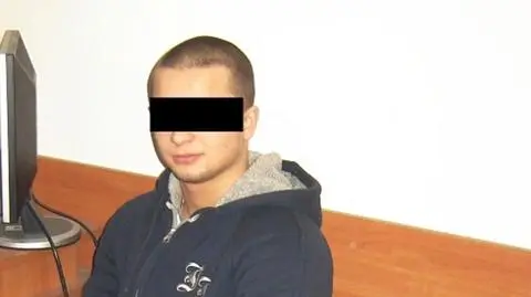 Z miłości do dziewczyny  zniszczył samochód rywala