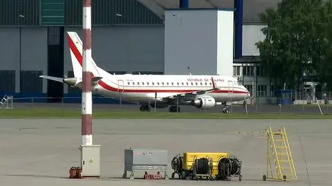 Awaria samolotu z Sikorskim. "Przerażająco nagłe hamowanie"