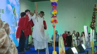 Śniadanie wielkanocne dla osób samotnych i potrzebujących 
