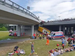 Wypadek autobusu na S8