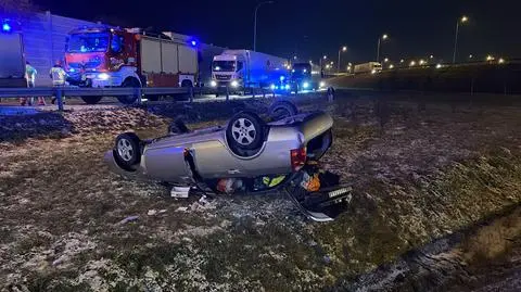 Dachowanie na trasie S8. Lądował śmigłowiec LPR