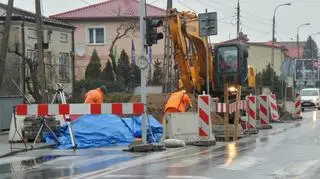 Remont mostka blokuje przejazd