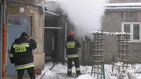 Pożar w pizzerii na Woli. Mnóstwo dymu