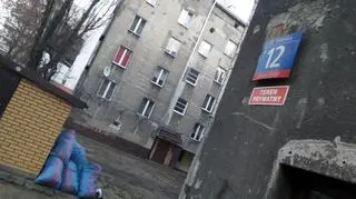 Worki z zielonymi odpadami na Pradze-Północ