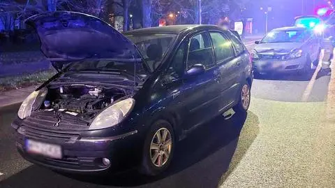 Wypadek na Bemowie. Jeden z kierowców miał ponad dwa promile alkoholu