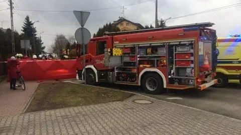 Wypadek w Raszynie. Motocyklista trafił do szpitala 