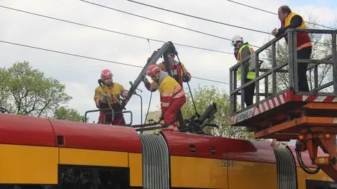 Zerwana sieć trakcyjna na Połczyńskiej.  Nie kursowały tramwaje