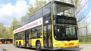 Piętrowy autobus z Niemiec