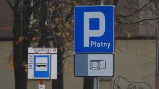 Paid parking zone on Szczesliwicka 