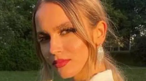 O trzeciej nad ranem wyszła z mieszkania. Zaginęła 24-letnia Klaudia