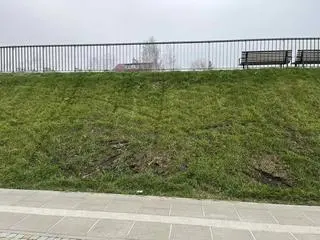 Park nad POW zdewastowany