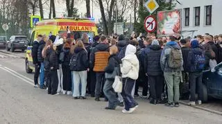 Ratownicy medyczni udzielili pomocy trzem osobom