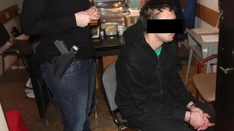 Pół kilograma marihuany w mieszkaniu i samochodzie 26-latka