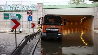 Zalany tunel przy lotnisku Okęcie