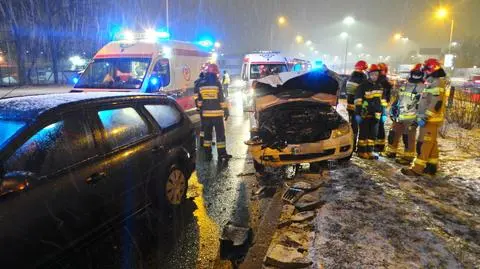 Karambol na Wisłostradzie. "Jedna osoba poszkodowana"