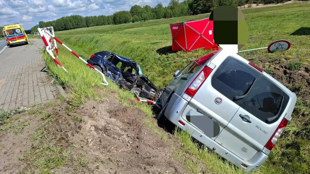 Zginął 95-letni kierowca. Cztery osoby ranne, w tym dzieci