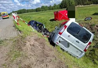 Zginął 95-letni kierowca. Cztery osoby ranne, w tym dzieci