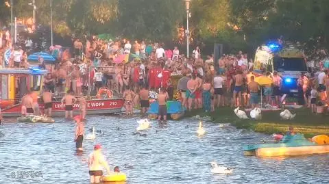 Akcja ratunkowa na plaży w Nieporęcie