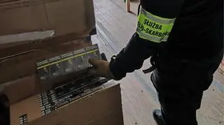 Kontrabanda znaleziona w kontenerach