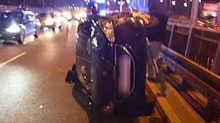 Zderzenie trzech aut na S8