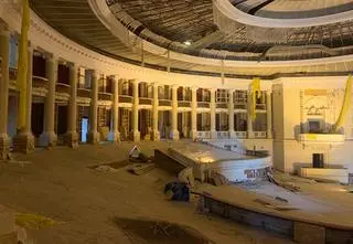 Azbest opóźnia remont Sali Kongresowej. Kiedy koniec?