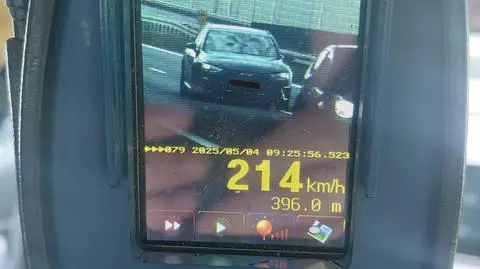 Kierowca audi pędził ekspresówką ponad 200 km/h