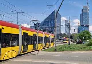 Poskładają torowisko z wielkich betonowych puzzli