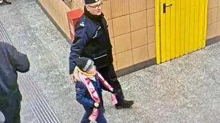 Policjanci pomogli dziecku 