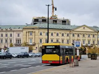 Budynek hotelu jest widoczny z placu Teatralnego