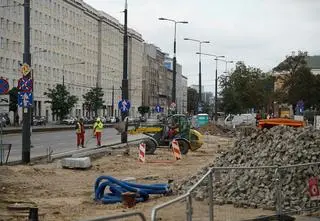 Rusza przebudowa skrzyżowania przy wolskim ratuszu. Tydzień bez tramwajów