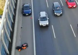 Wypadek motocyklisty na trasie S8