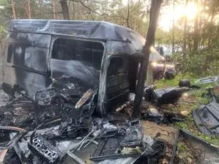 Pożar składowiska odpadów oraz pojazdów osobowych
