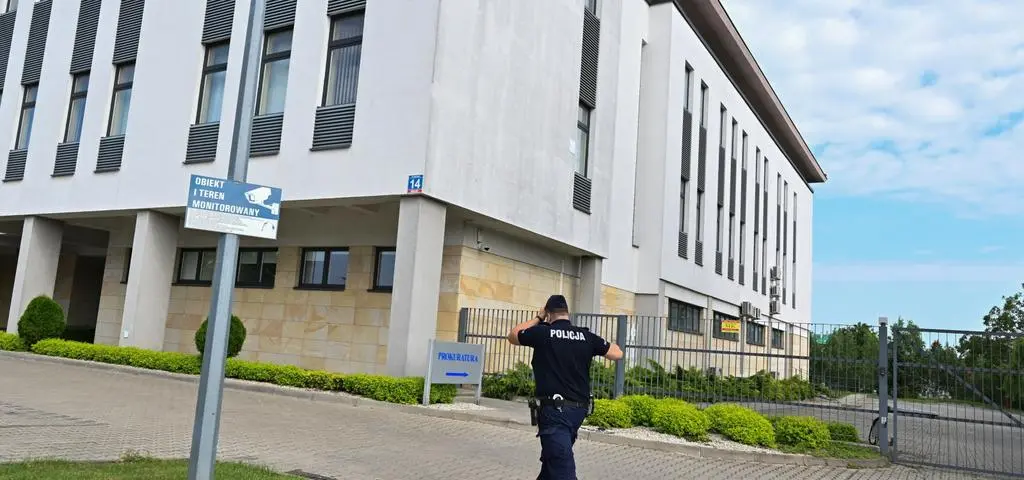 Zabójstwo ze szczególnym okrucieństwem. Ksiądz "przyznał się i wyraził skruchę"