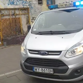 Interwencja służb na ulicy Targowej