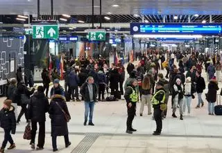 Zachodni oficjalnie otwarty. "To stacja o największej liczbie pociągów pasażerskich w całym kraju"