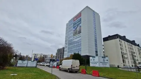 Wieżowiec przy Redutowej zostanie przekształcony w blok mieszkaniowy