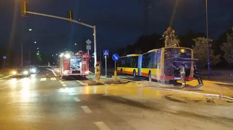 Na Ursynowie palił się miejski autobus. W środku było kilkunastu pasażerów