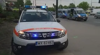 Wypadek na Puławskiej. Peugeot uderzył w autobus