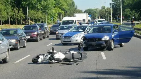 Wisłostrada: motocyklista ranny, korek miał ponad dwa kilometry