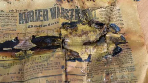 Gazety sprzed 100 lat  na budowie metra