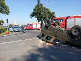 Wypadek wojskowego pojazdu na DK7