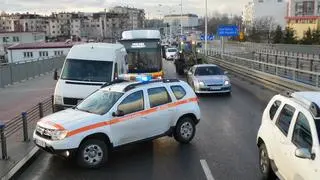 Autobus miejski zderzył się z busem 