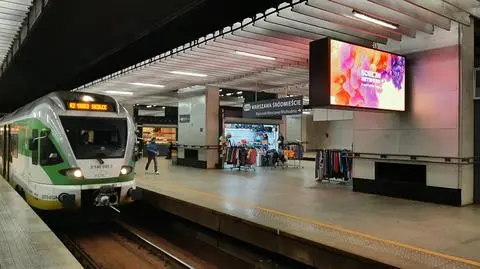 Ekrany reklamowe na zabytkowym dworcu. "Zaśmiecanie przestrzeni"