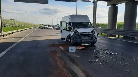 Bus zderzył się z ciężarówką na S8