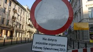 Zamknięte ulice wokół pl. Konstytucji