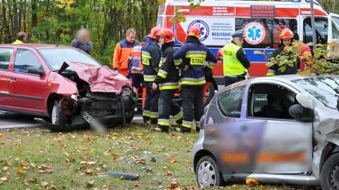 Po zderzeniu trzy osoby w szpitalu