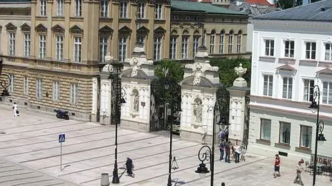 "Zjawisko umów śmieciowych nie dotyczy absolwentów UW"