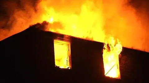 Pożar na Pradze: jedna osoba nie żyje, ewakuowano kamienicę