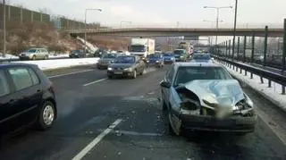 Skutki wypadku na Trasie AK
fot. TVN Warszawa Marcin Gula