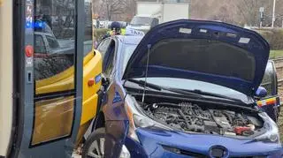 Zderzenie auta z tramwajem